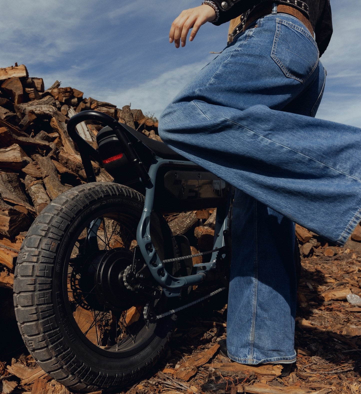 super73 m1d core electric bike