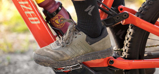 Specialized Goes Foot Out and Flat Out with the New 2FO Roost Cycling Shoe