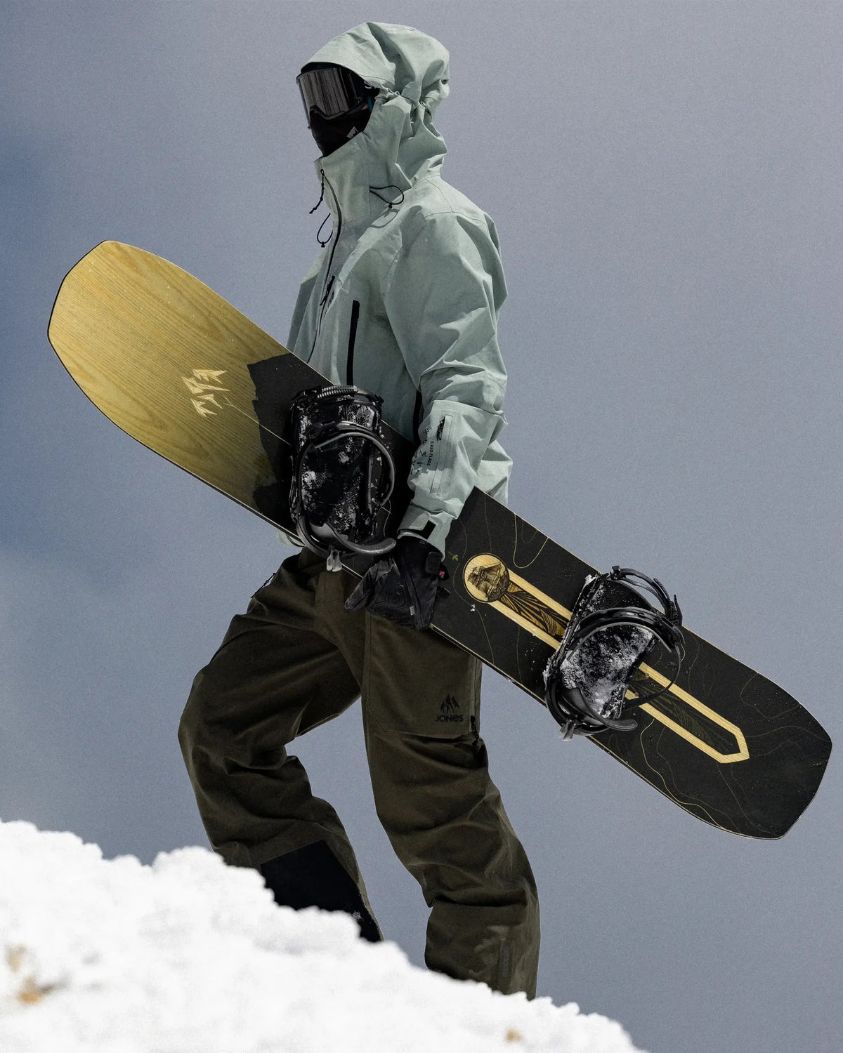 Jones Men's Flagship Snowboard