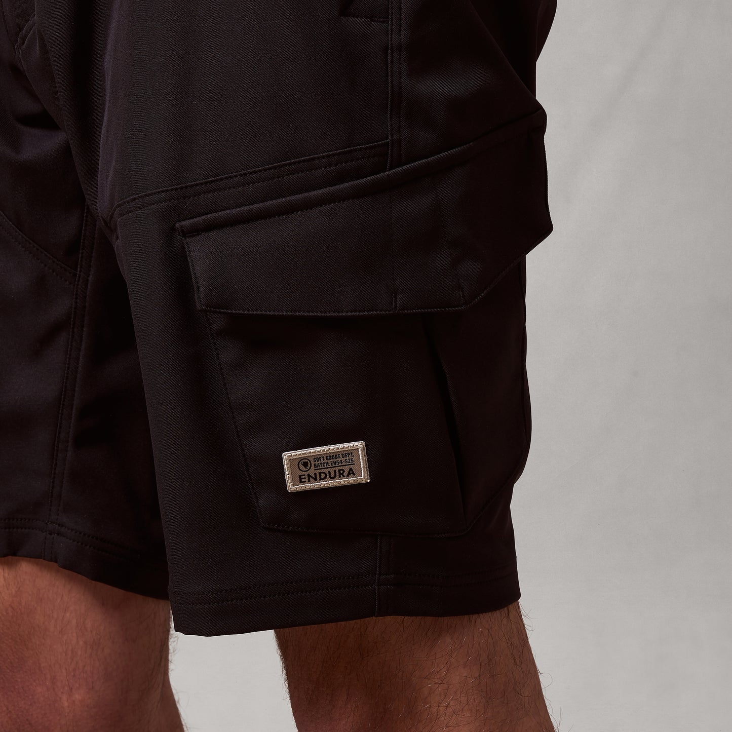 endura loop mens cargo short