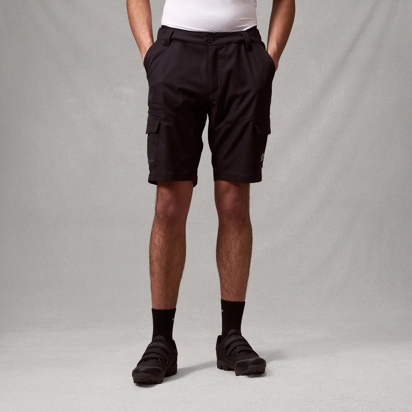 endura loop mens cargo short