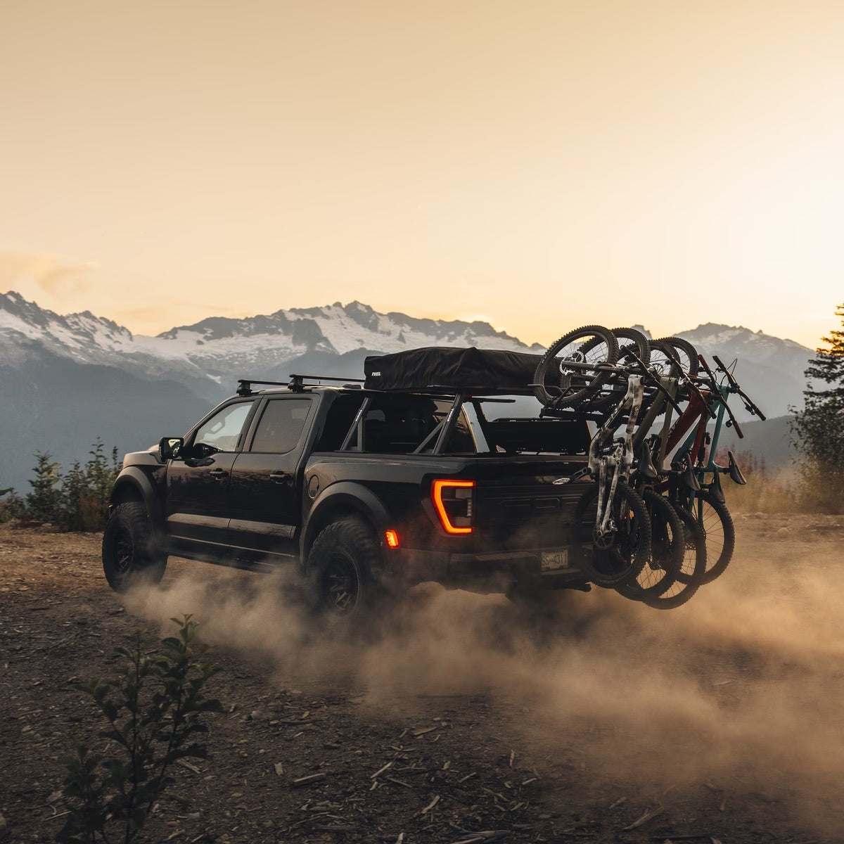 thule revert 6-bike hitch rack